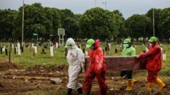 Di Riau Mayoritas Pasien Perempuan Lansia Meninggal Terpapar Covid-19