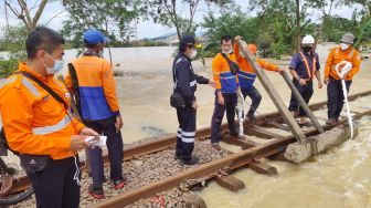 Jakarta Banjir, Perjalanan KA Jarak Jauh dari Yogyakarta Dibatalkan