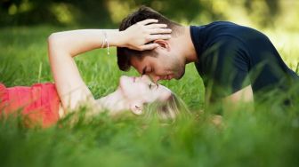 5 Cara Agar Hubungan Langgeng dan Tetap Romantis dengan Kekasih