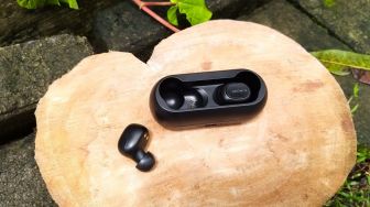 Oase QCY T1C Stereo Bluetooth Earphones, Si Mungil yang Tangguh