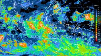 BMKG Awasi Pusat Tekanan Rendah di Arafura, Berpotensi Jadi Bibit Siklon Tropis 95S