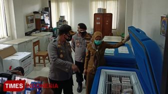 Vaksinasi Tahap Kedua, 1420 Vial untuk Nakes dan Petugas Layanan Publik