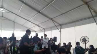 Tinjau Vaksinasi untuk Wartawan, Jokowi Harap Bisa Lindungi Awak Media