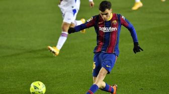 Kesulitan di PSG, Pedri Berharap Lionel Messi Pulang ke Camp Nou
