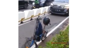 Viral Video Mobil Mewah Masuk Jalur Sepeda, Banjir Hujatan