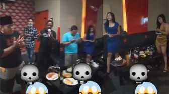 Baca Doa Ditemani PL di Tempat Karaoke, Netizen: Gini Amat Yak Indonesia