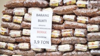 Ya Ampun! Di Sidoarjo Beredar Kerupuk Tahu Berbahan Bleng, Bahan Untuk Mengelas