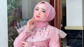 Kerap Dihujat Gegara Penampilan, Herlin Kenza Beri Reaksi Menohok