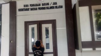 Penyidik KPK Masih Geledah Kantor Gubernur Sulawesi Selatan, Dikawal Polisi Bersenjata