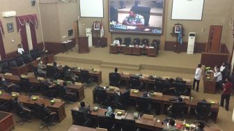 Dedy Yon Tak Datang, DPRD Gagal Dapat Penjelasan Soal Konflik Wali Kota Tegal dan Wakilnya