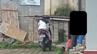 Beredar Video Syur Anak SD dan SMP Tasikmalaya &#039;Begituan&#039; di Motor