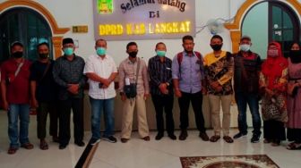 Jadi Korban Penipuan, Ratusan Warga Mengadu ke DPRD Langkat