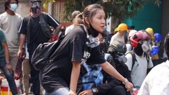 Perempuan 19 Tahun Ditembak Mati Militer Myanmar: Revolusi Kami Pasti Menang!