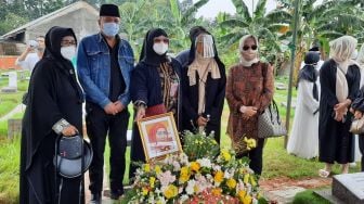 Asmiar Yahya Sempat Terinfeksi Covid-19 Sebelum Meninggal Dunia