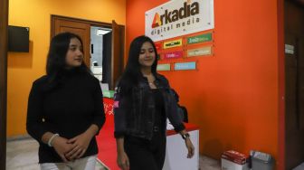 Finalis Bintang Suara Berkunjung ke Redaksi Suara.com saat Tiba di Jakarta