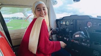 Profil Maya Ghazal, Pilot Perempuan dari Pengungsi Suriah