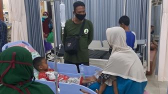 Habis Santap Soto di Posyandu, Puluhan Balita Lemas Diduga Keracunan