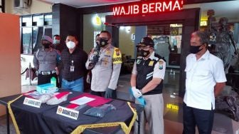 Rusak Truk Polisi, Demonstran di Hari Perempuan Internasional Jadi Tersangka