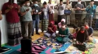 Tobat Massal, Penganut Ajaran Hakekok Ramai-ramai Masuk Pesantren