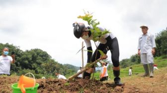 Ganjar Dukung Lahan Tidak Produktif Jadi Desa Wisata