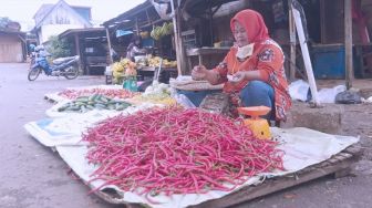 Semakin Langka Dipasaran, Cabai ‘Setan’ Tembus Rp100 Ribu per Kilogram 