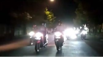 Apes! Demi Konten Atraksi Sepeda Motor, Dua Remaja Berujung Celaka