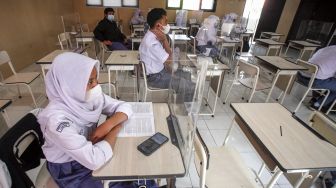 Buntut 25 Siswa Terpapar Covid-19, Belasan Sekolah di Tangerang Ditutup