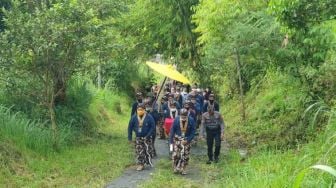 Video: Tradisi Labuhan Merapi Digelar Terbatas di Tengah Status Siaga