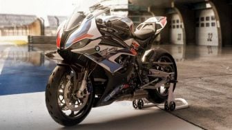 BMW M 1000 RR Siap Tampil di MotoGP