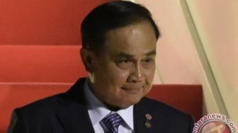 Buktikan Tak Ada Pembekuan Darah, PM Thailand Disuntik Vaksin AstraZeneca