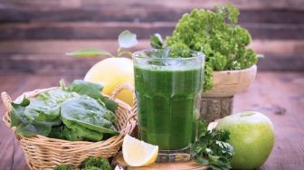 Enam Makanan yang Ampuh untuk Detoks Tubuh