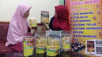 This Crisps Waffle Rafina Madiun Will Make You Crunching for More
