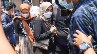 Ceraikan Ayus Sabyan, Ririe Fairus Bawa 2 Saksi ke Ruang Sidang