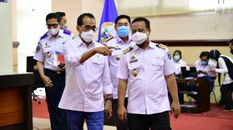 Jokowi Akan Berkunjung Hari Ini, Proyek Kereta Api Sulsel Masih Bermasalah