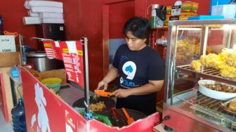 Harga Cabai Naik, Ini Siasat Pedagang Ayam Geprek di Bantul agar Tak Merugi