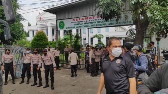 Terjunkan Ribuan Personel, Sidang Rizieq di PN Jaktim Dijaga Ketat Polisi