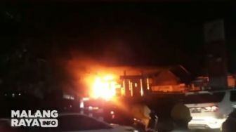 Kebakaran SPBU di Kota Malang Dipicu Angkot, Sopir Kabur