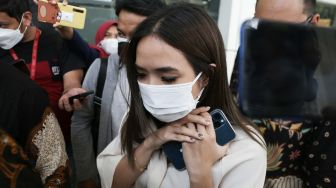 Ini Reaksi Gisella Anastasia Saat Bertemu Nobu Pertama Kali di Pengadilan