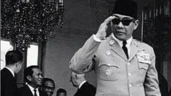 Cerita Yurike Sanger Mualaf Dinikahi Soekarno, Lalu Pindah Agama Usai Memanasnya G30S
