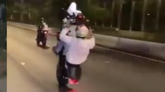 Pamer Freestyle Motor di Jalan Raya, Endingnya Bikin Warganet Puas