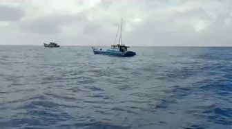 Kapal Berbendera Malaysia Berawak Warga Indonesia Ditangkap, Pakai Alat Tangkap Terlarang