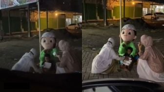 Viral Nenek Cari Nafkah Jadi Badut, Kerja Bareng Cucu Sampai Larut Malam