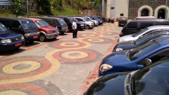 Toyota Kijang Innova Dilelang Mulai Rp 50 Juta, Minat?