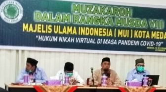 Pandangan Empat Mazhab soal Sah Atau Tidak Nikah Virtual