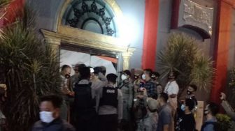 Cara Tempat Hiburan Malam di BSD City Kelabui Petugas
