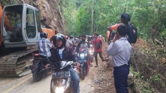 Sempat Tertimbun Longsor, Jalinsum Sibolga-Tarutung Kembali Normal