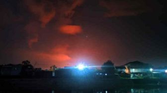 Langit Berwarna Merah, Begini Pengakuan Warga Terkait Kebakaran Indramayu