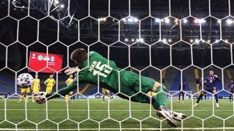 Prancis Cuma Menang 2-0, Deschamps Puji Performa Kiper Gaek Kazakhstan