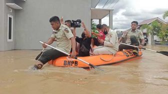Banjir Rendam Kampar dan Pekanbaru, Bantuan Logistik Disiapkan