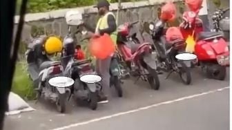 Viral Tukang Parkir Teladan, Tak Muncul Tiba-Tiba tapi Lakukan Aksi Mulia